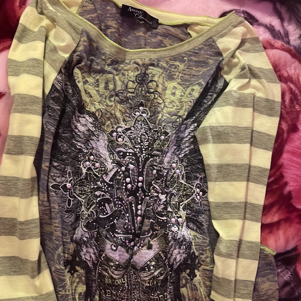 Shirt - Picture 2 of 3